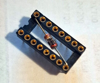 IC voetje (socket) 16 pins round blocking cap (2)